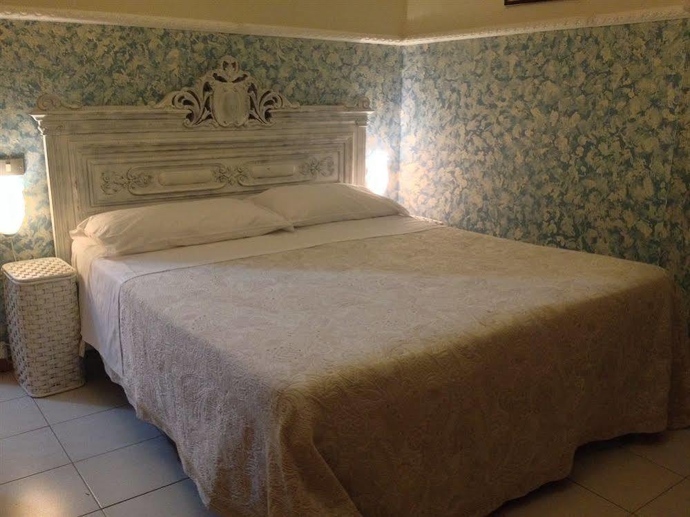Bed & Breakfast Santa Fara Bari Exterior foto